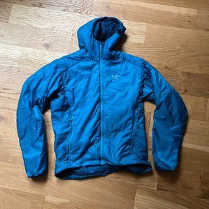 Arc'teryx Primaloft backpacking jacket men's medium blue